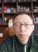 <b>《张向阳的英语课》固定于每周一至周四半夜1</b>